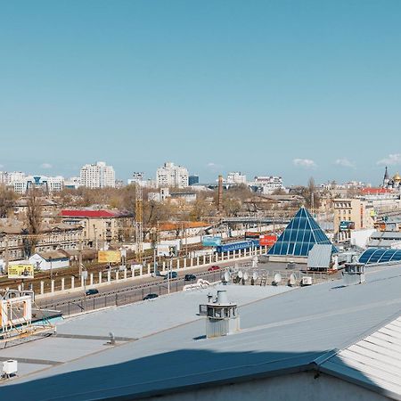 Апартаменты С Двумя Спальнями В Центре Города Odessa Exterior foto
